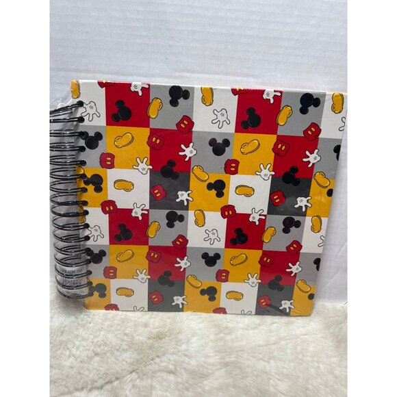 Disney Photo Album Mickey Mouse Pattern 50 Sheets Holds 200 4"x6" Photos Acid Fr - Picture 1 of 6